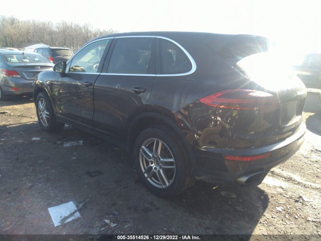 2016 Porsche Cayenne, VIN: WP1AA2A26GKA13216