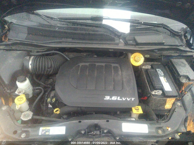 2C4RC1GG9ER100022 Chrysler Town & Country Limited