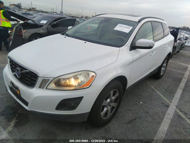 Volvo Xc60 3.2l 2010 YV4960DL9A2063952 Image 2