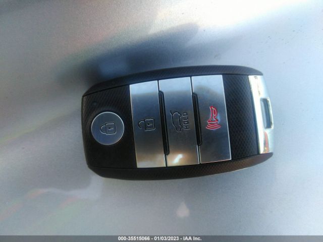 KNDPCCA63G7860258 KIA Sportage Sx