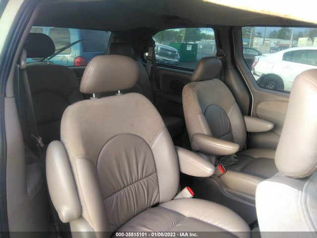 2C8GP64L01R207950 Chrysler Town & Country