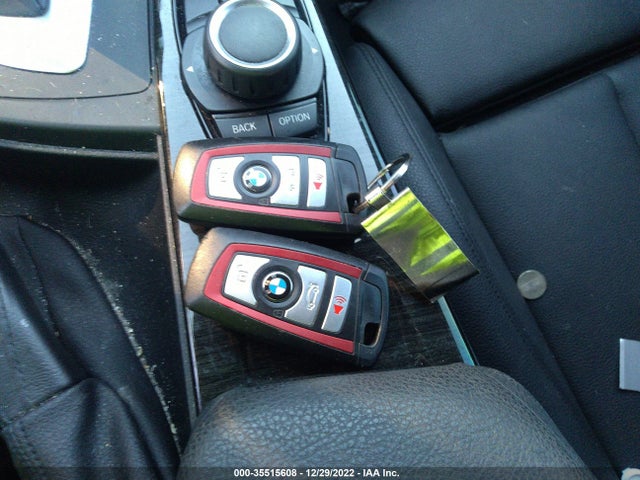 BMW 3 Series 328i 2016 WBA8E9C51GK648829 Image 11