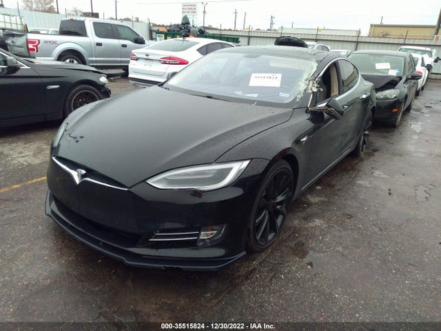 Tesla Model S Performance 2013 5YJSA1DP0DFP25706 Image 2