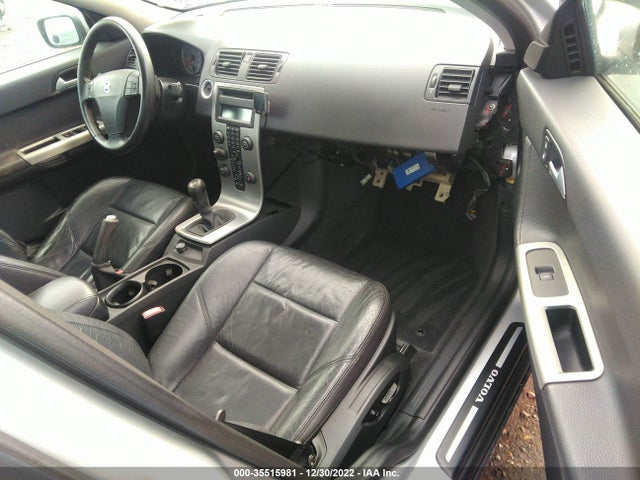 YV1MH682352073324 Volvo S40