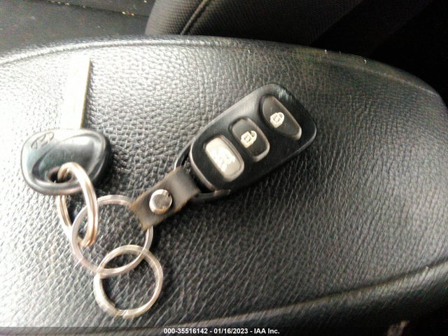 Hyundai VELOSTER 2016 KMHTC6AD1GU294872 Image 3