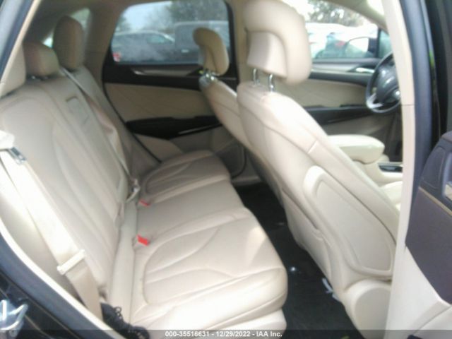 5LMCJ1C99HUL52582 Lincoln Mkc Premiere