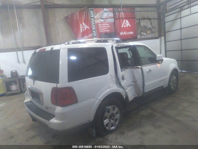 Lincoln Navigator 2004 5LMFU28R74LJ36698 Image 5