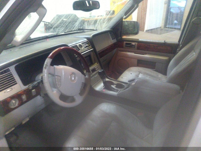 Lincoln Navigator 2004 5LMFU28R74LJ36698 Image 6