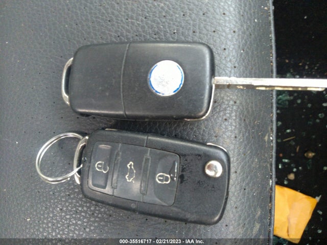 3VWRZ71K38M089915 Volkswagen Jetta Sedan Se/sel