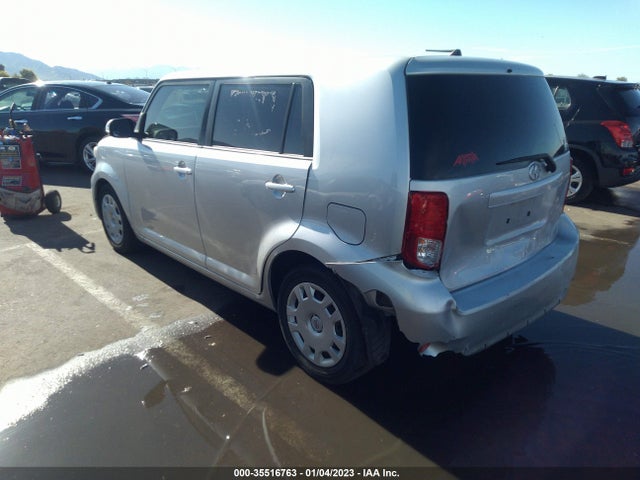 2015 SCION XB VIN: JTLZE4FE8FJ071571