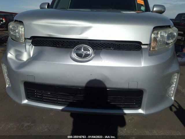 2015 SCION XB VIN: JTLZE4FE8FJ071571