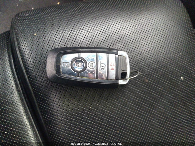2021 Lincoln Aviator, VIN: 5LM5J7XC0MGL00705