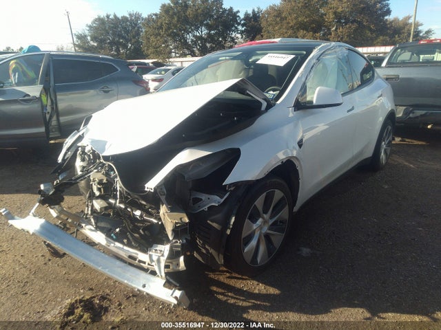 Tesla Model Y Long Range 2021 5YJYGDEE6MF278662 Image 2