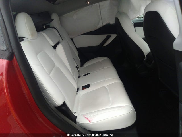 2022 Tesla Model Y, VIN: 7SAYGDEE2NF313301