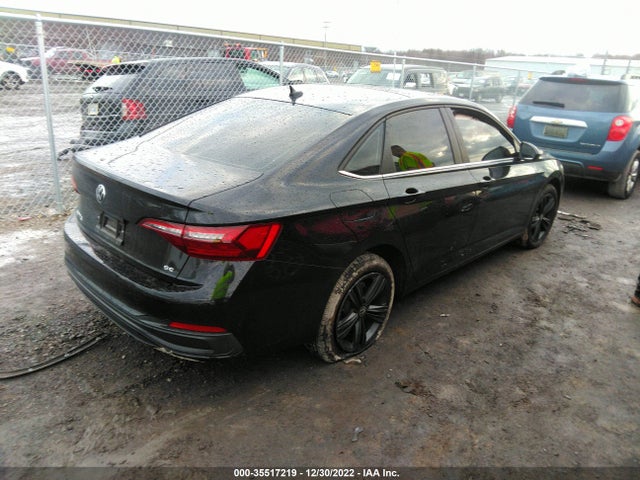 2022 Volkswagen Jetta, VIN: 3VW7M7BU4NM011726