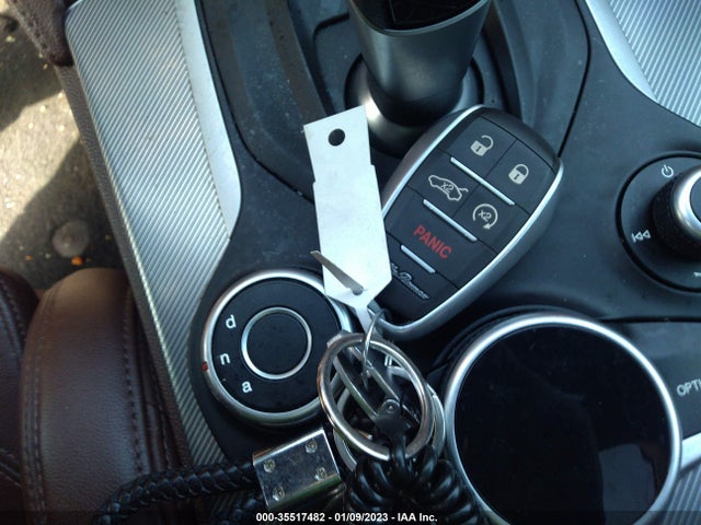 ZASFAKNN2J7C02006 Alfa Romeo Stelvio