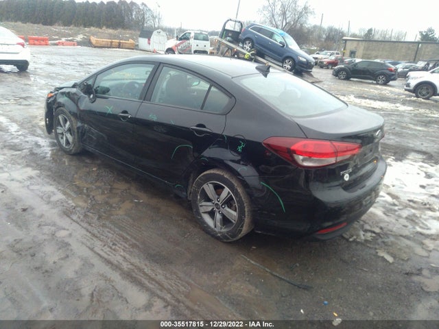 2018 Kia Forte, VIN: 3KPFL4A74JE257367