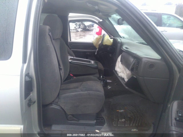 2004 CHEVROLET SILVERADO 1500 LS VIN: 2GCEK19T641155990