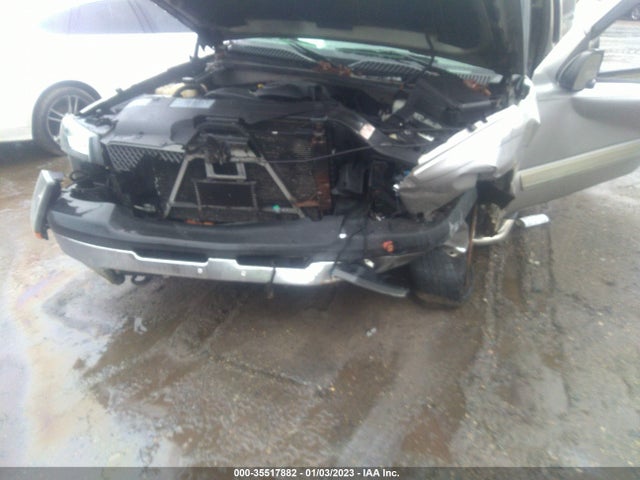 2004 CHEVROLET SILVERADO 1500 LS VIN: 2GCEK19T641155990