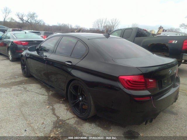 2014 BMW M5, VIN: WBSFV9C55ED593581