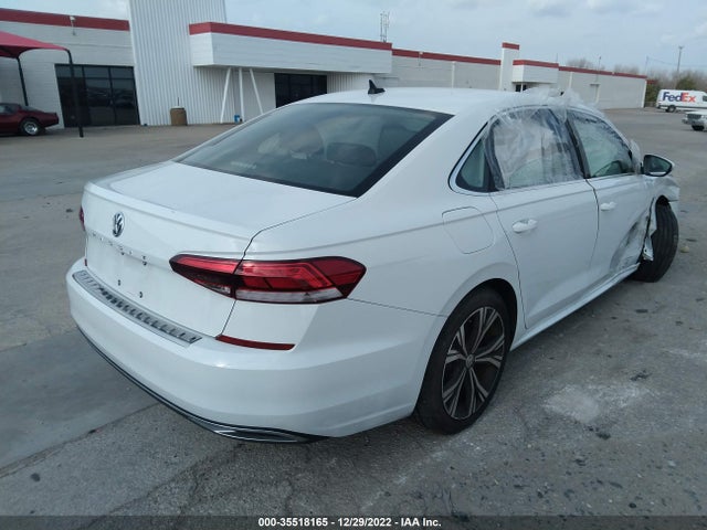 2022 Volkswagen Passat, VIN: 1VWSA7A30NC001630