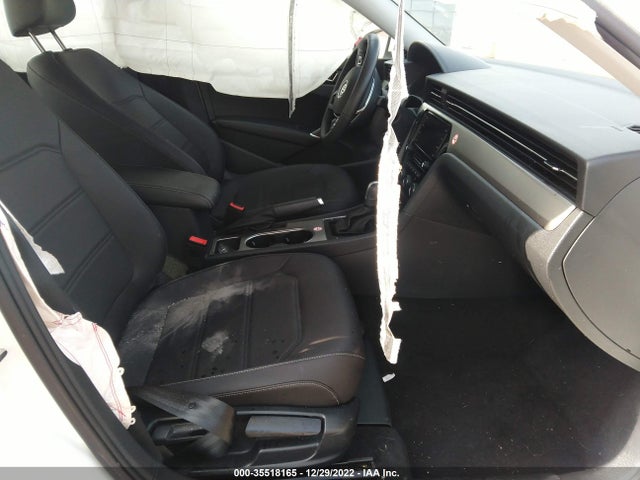 2022 Volkswagen Passat, VIN: 1VWSA7A30NC001630