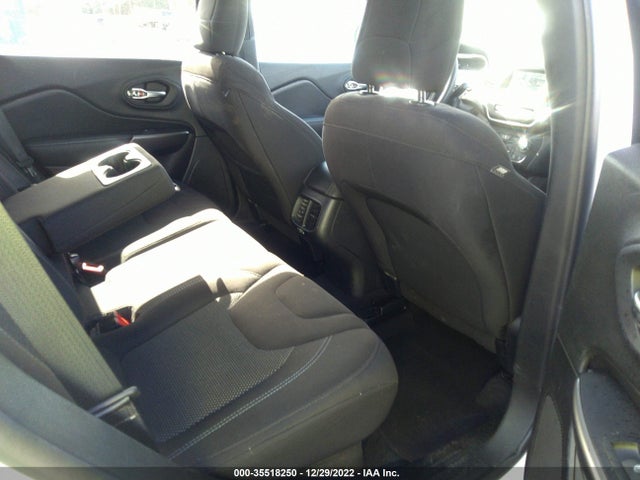 2020 Jeep Cherokee, VIN: 1C4PJLCB9LD653109