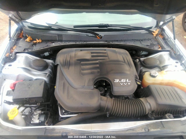2021 Chrysler 300, VIN: 2C3CCABG9MH585610