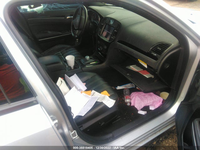 2021 Chrysler 300, VIN: 2C3CCABG9MH585610