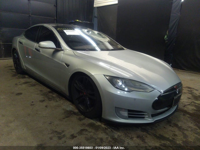 Tesla MODEL S 2014 5YJSA1H16EFP48074 main image