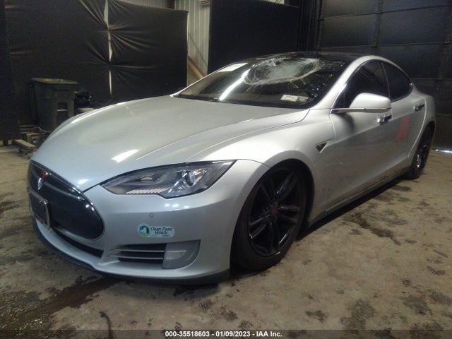 Tesla MODEL S 2014 5YJSA1H16EFP48074 Image 2