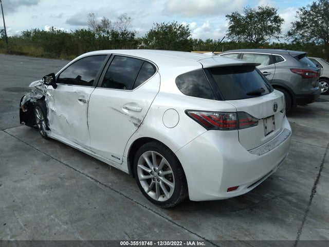 Lexus CT 200H 2013 JTHKD5BH4D2150036 Image 3