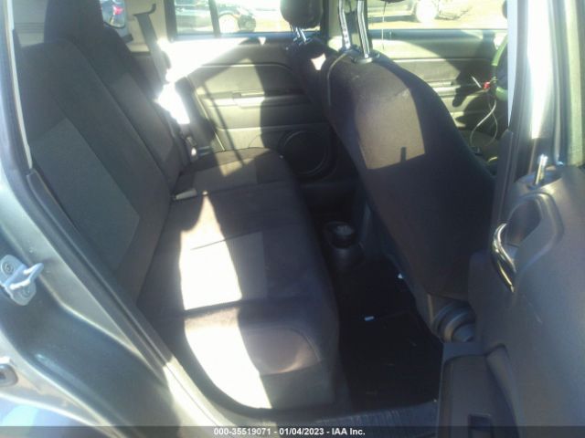 1J4NF1FB5BD244512 Jeep Compass