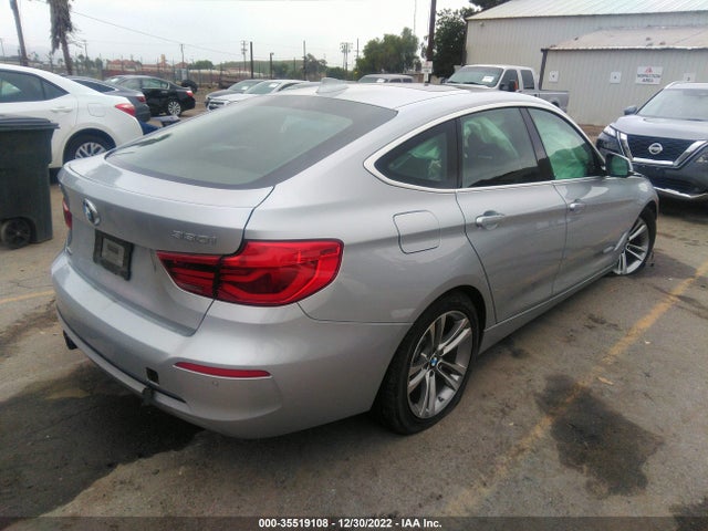 2018 BMW 3 Series, VIN: WBA8Z9C5XJG828552