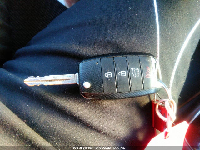2018 Kia Forte, VIN: 3KPFK4A71JE185191