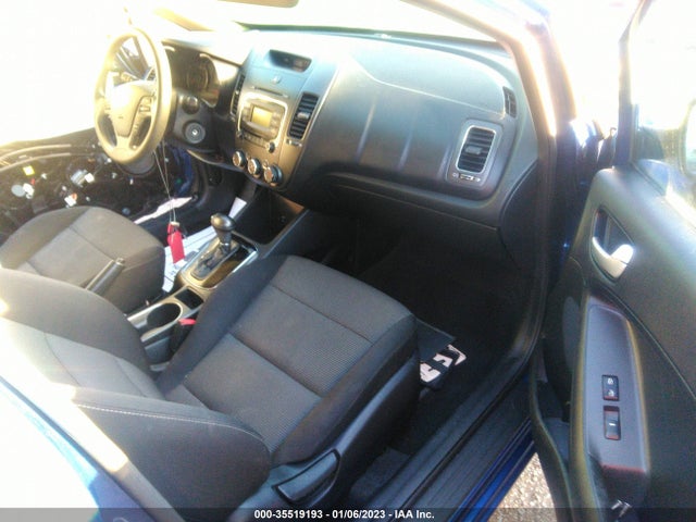 2018 Kia Forte, VIN: 3KPFK4A71JE185191