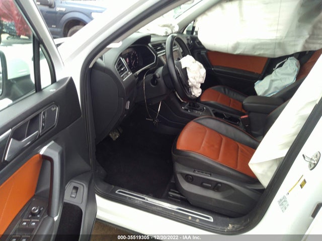 3VV5B7AXXJM207306 Volkswagen Tiguan Sel Premium