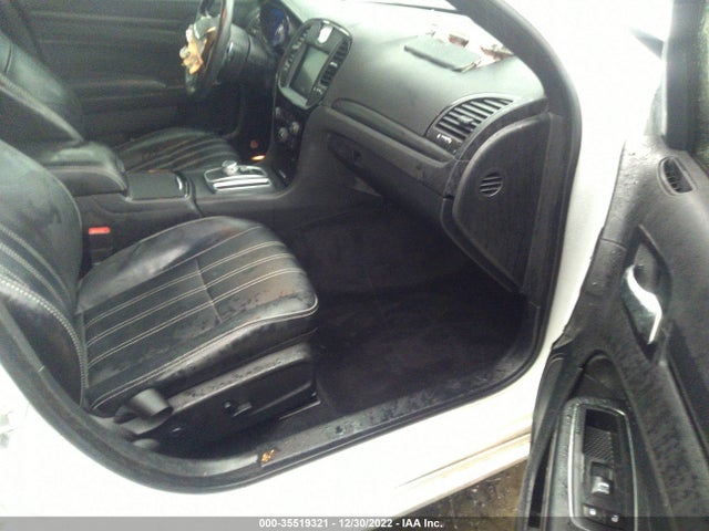 2C3CCABG5FH922213 Chrysler 300 300s