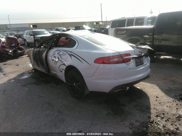 SAJWA0HB6CLS54653 Jaguar XF