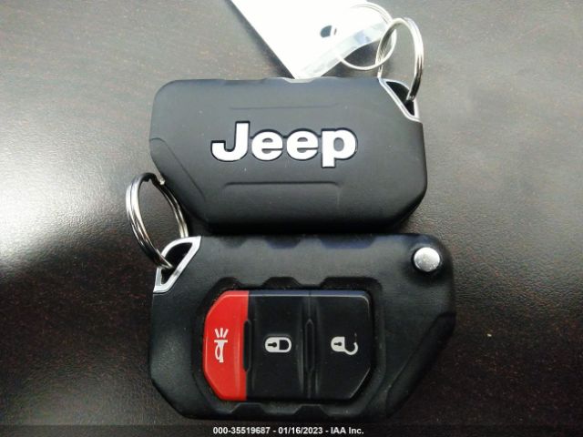 1C4HJXEG7KW642973 Jeep Wrangler Unlimited Sahara