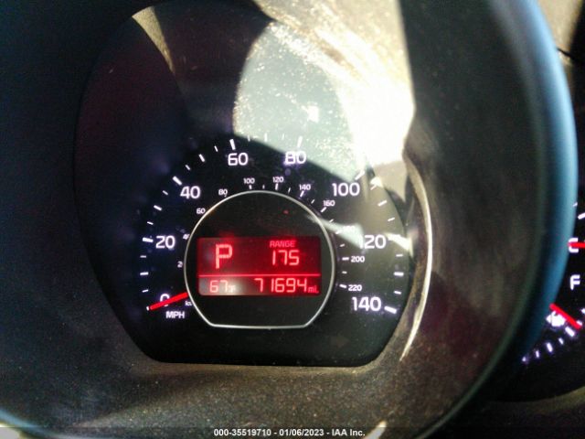 KNDJN2A25H7440297 KIA Soul Base