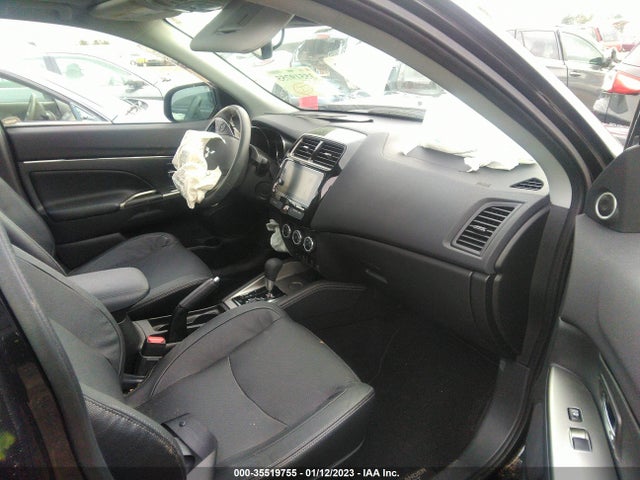 2018 Mitsubishi Outlander, VIN: JA4AP4AWXJU008668