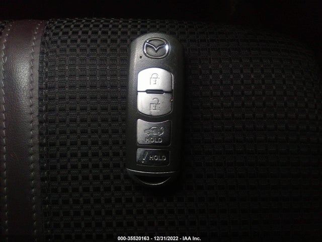 2018 Mazda 3, VIN: 3MZBN1U77JM230038
