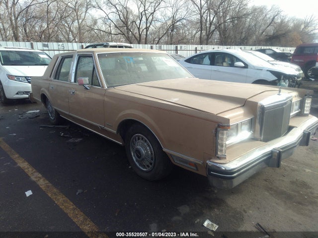 1983 1LNBP96F7DY602238 main image