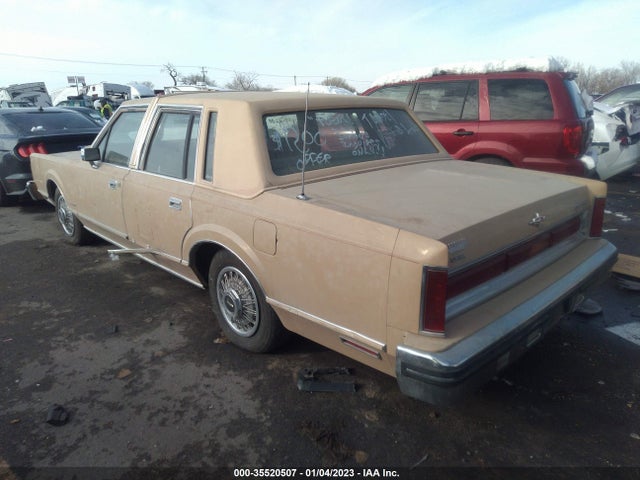 Lincoln Town Car 1983 1LNBP96F7DY602238 Image 4
