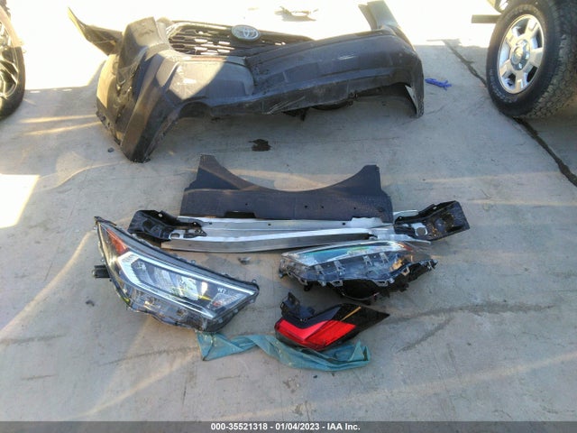 2020 Toyota RAV4, VIN: 2T3W1RFV5LW088820