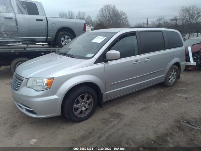 Chrysler Town & Country 2011 2A4RR5DG6BR797892 Image 2