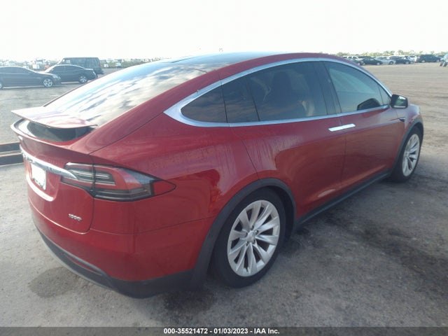 2018 Tesla Model X, VIN: 5YJXCBE22JF141117