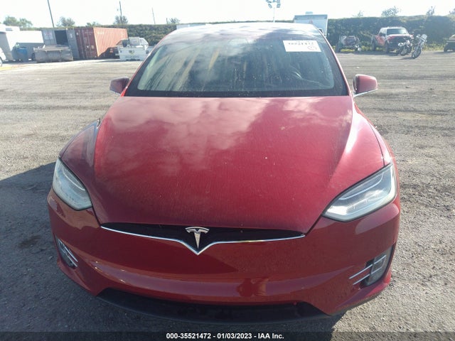 2018 Tesla Model X, VIN: 5YJXCBE22JF141117