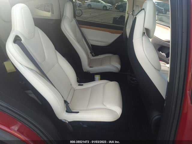 2018 Tesla Model X, VIN: 5YJXCBE22JF141117
